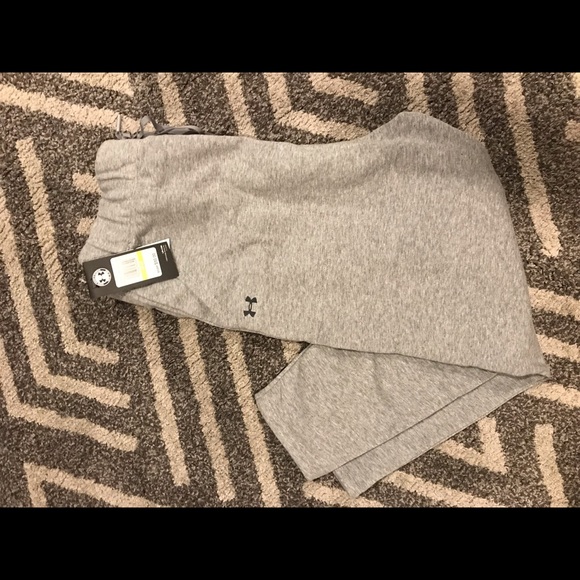 NWT Under Armour 2 Piece Sweat Suit - Picture 8 of 8